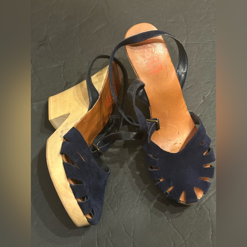 KORS Michael Kors Navy and Tan Sandals